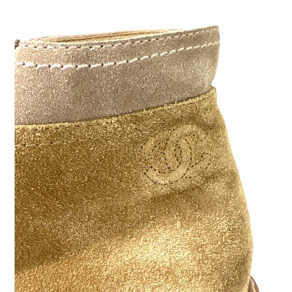Chanel 2017 Interlocking CC Logo Two Tone Suede Lace-Up Ankle Boots Size IT 38 - Picture 6 of 16